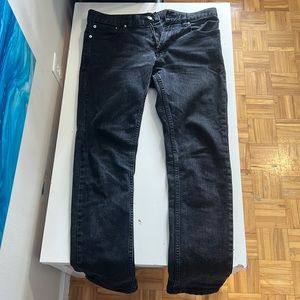 Obey Black Skinny Jeans Size 31 40$ (LIKE NEW)